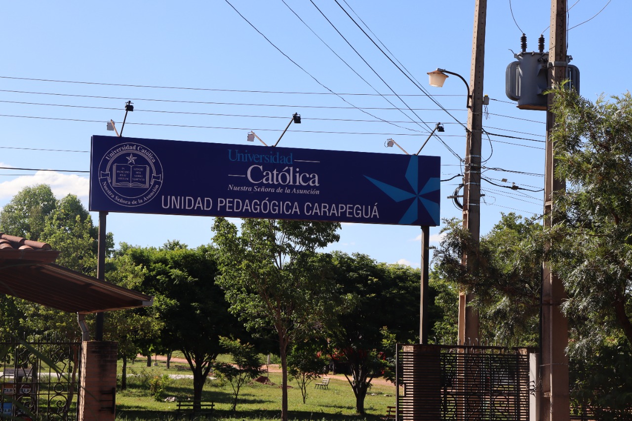 Entrada de la Unidad Pedagógica Carapeguá